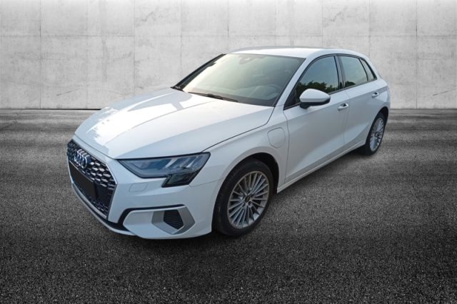 Audi A3 SPB 40 TFSI e S tronic Business Advanced usato a PIEVE DI CENTO