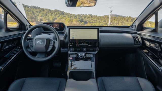 Toyota bZ4X Touring EV 384 CV Icon AWD-i nuovo a PIEVE DI CENTO