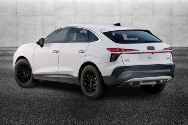 Audi Q3 SPB TFSI 150 kW S tronic quattro Business - foto 3 di 4