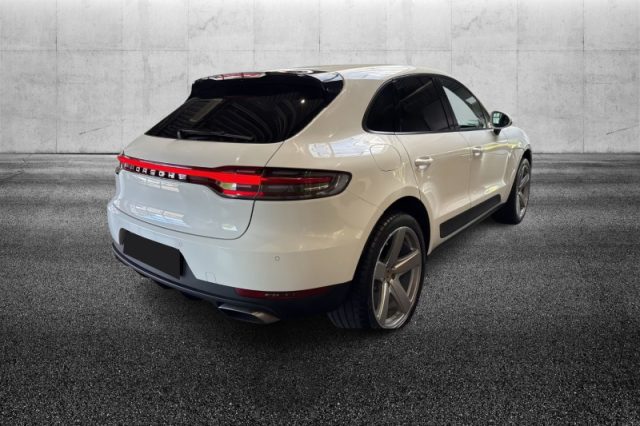 Porsche Macan 2 - foto 3 di 4