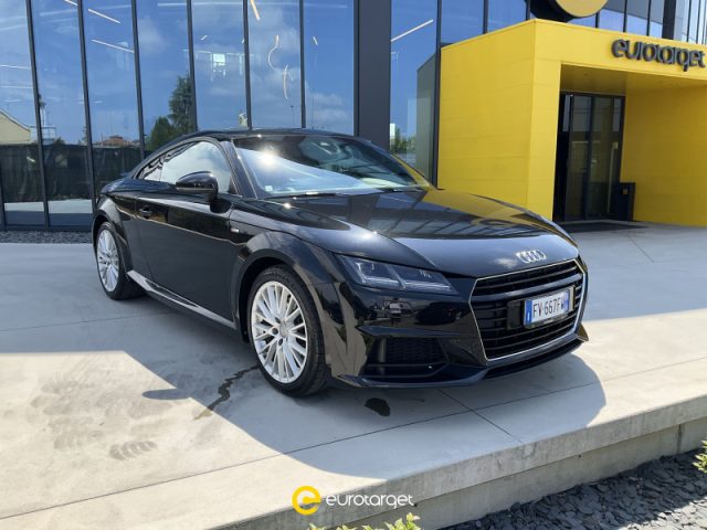 Audi TT Coupé 2.0 TFSI S tronic Design, del 2018, 99.500 km, in vendita a Pieve Di Cento (BO)