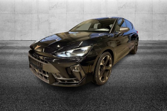 CUPRA Leon 1.5 Hybrid 150 CV DSG semestrale a PIEVE DI CENTO