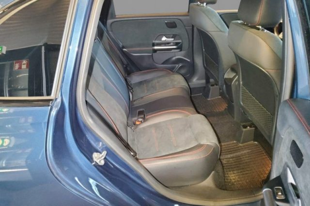 Mercedes-Benz B 180 d Automatic Premium - foto 4 di 4