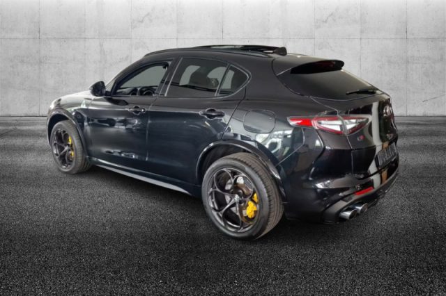 Alfa Romeo Stelvio 2.9 Bi-Turbo V6 510 CV AT8 Quadrifoglio - foto 2 di 4