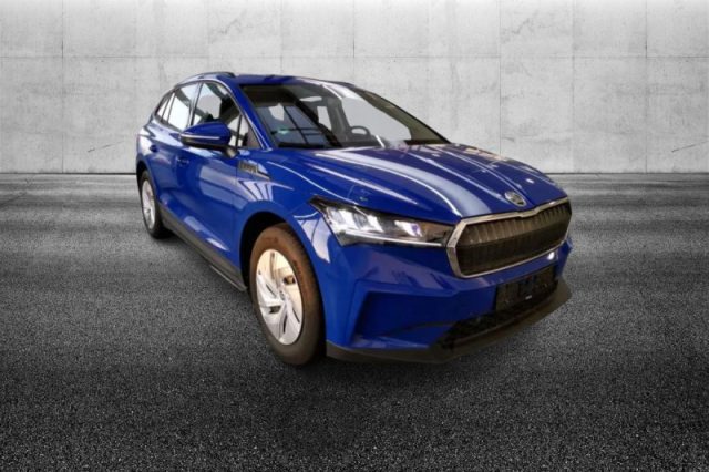 Skoda Enyaq iV 50 - foto 3 di 4