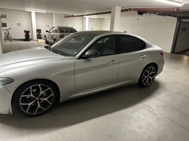 Alfa Romeo Giulia 2.2 Turbodiesel 160 CV AT8 B-Tech - foto 3 di 4