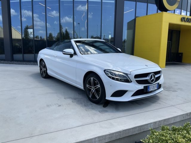 Mercedes-Benz C 220 d Auto Cabrio Sport, del 2021, 98.000 km, in vendita a Pieve Di Cento (BO)