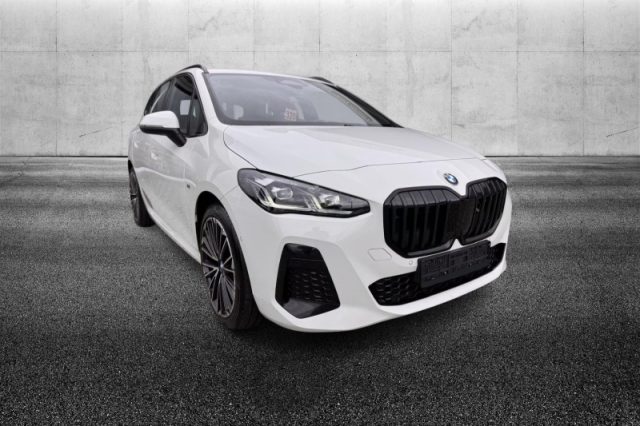 BMW 218 i Active Tourer Msport - foto 4 di 4
