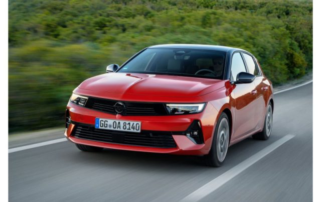 Opel Astra 1.6 Plug-in Hybrid 195 CV AT7 Edition 6&ordf; se - foto 4 di 4