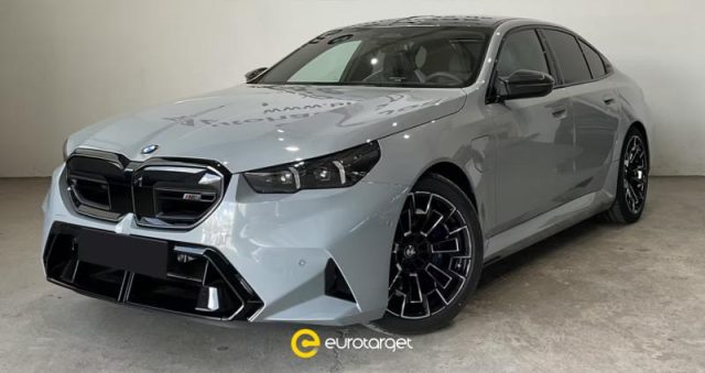 BMW M5 S. 5(G60/61/90/99) semestrale a PIEVE DI CENTO
