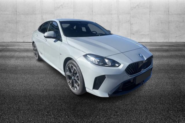 BMW 220 48V Gran Coupé MSport - foto 3 di 4