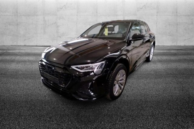 Audi SQ8 e-tron usato a PIEVE DI CENTO