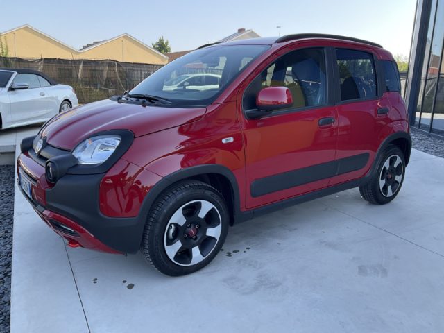 Fiat Panda 1.0 FireFly S&S Hybrid City Cross - foto 3 di 4