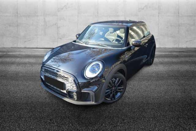 MINI Cooper 1.5 Cooper JCW - foto 2 di 4