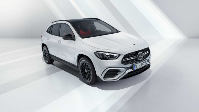 Mercedes-Benz 250 e hybrid EQ AMG Line Extra GLA (H247) nuovo a PIEVE DI CENTO