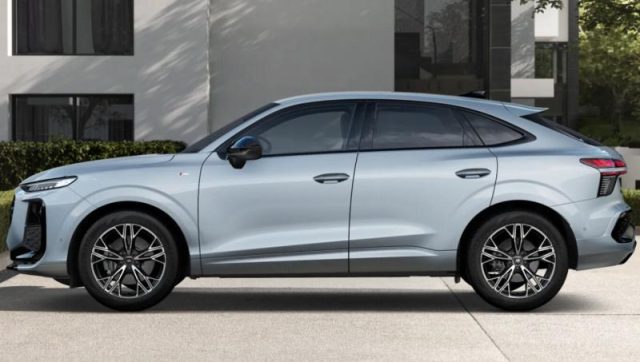Audi Q3 SPB TFSI 195 kW S tronic quattro S Line edition - foto 3 di 4