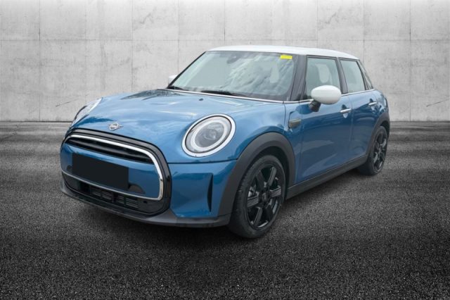 MINI Cooper 1.5 Cooper Classic 5 porte usato a PIEVE DI CENTO
