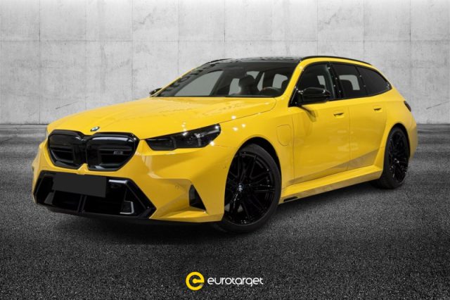 BMW M5 Touring S. 5(G60/61/90/99) semestrale a PIEVE DI CENTO