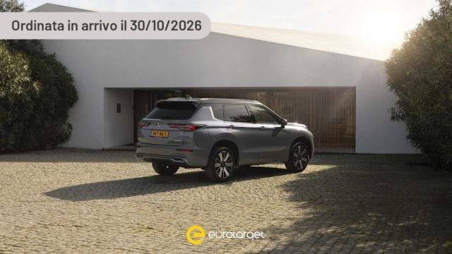 Mitsubishi Outlander 2.4L 4WD PHEV Invite 4&ordf; serie nuovo a PIEVE DI CENTO
