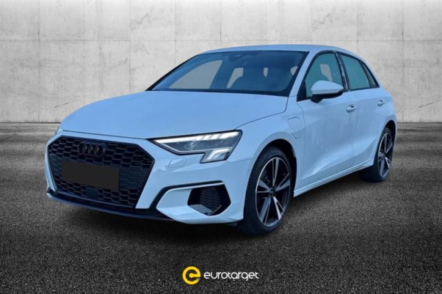 Audi A3 SPB 40 TFSI e S tronic Business Advanced usato a PIEVE DI CENTO