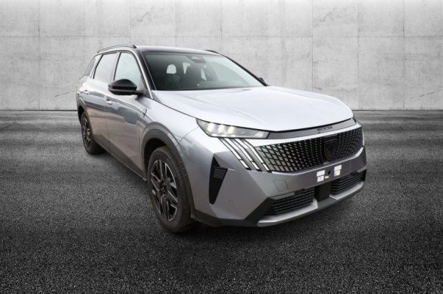 Peugeot 5008 Hybrid 145 e-DCS6 GT km 0 a PIEVE DI CENTO