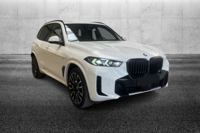 BMW X5 xDrive30d 48V Msport Pro semestrale a PIEVE DI CENTO