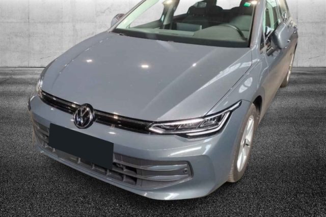 Volkswagen Golf 2.0 TDI 115 CV SCR Life semestrale a PIEVE DI CENTO