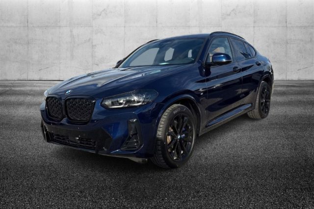 BMW X4 xDrive30d 48V Msport semestrale a PIEVE DI CENTO