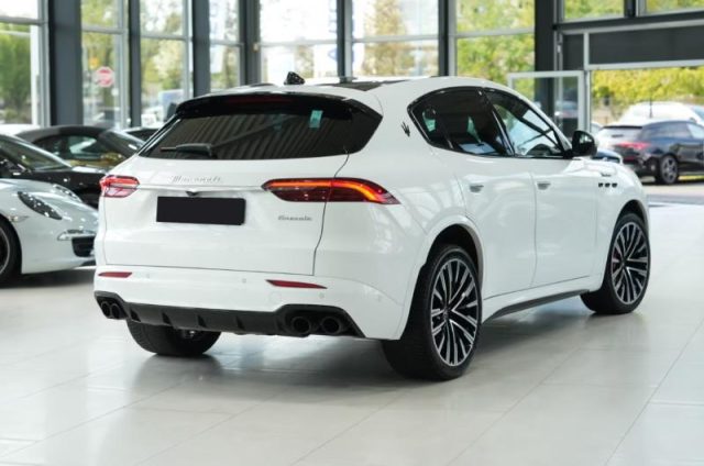 Maserati Grecale MHEV 330 CV AWD Modena - foto 2 di 4