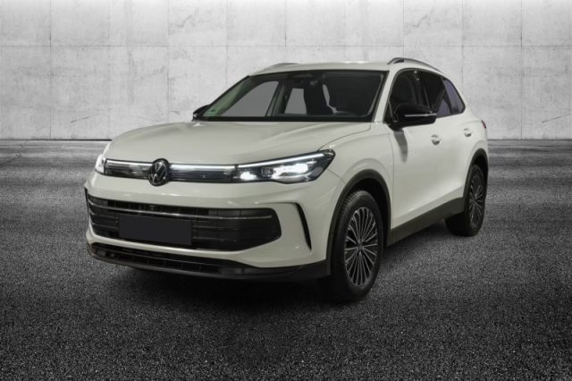 Volkswagen Tiguan 2.0 TDI 150 CV DSG Edition Plus semestrale a PIEVE DI CENTO