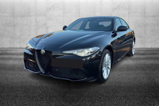 Alfa Romeo Giulia 2.0 Turbo 200 CV AT8 Super - foto 2 di 4