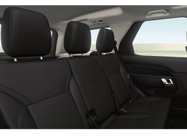 Land Rover Discovery 3.0D I6 350 CV AWD Auto S 5&ordf; serie - foto 4 di 4