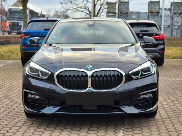 BMW 120 d 5p. Sport - foto 4 di 4