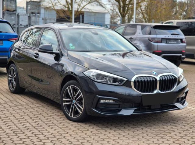 BMW 120 d 5p. Sport - foto 2 di 4