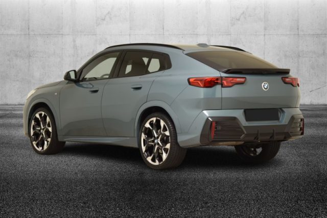 BMW X2 sDrive 18d Msport - foto 3 di 4