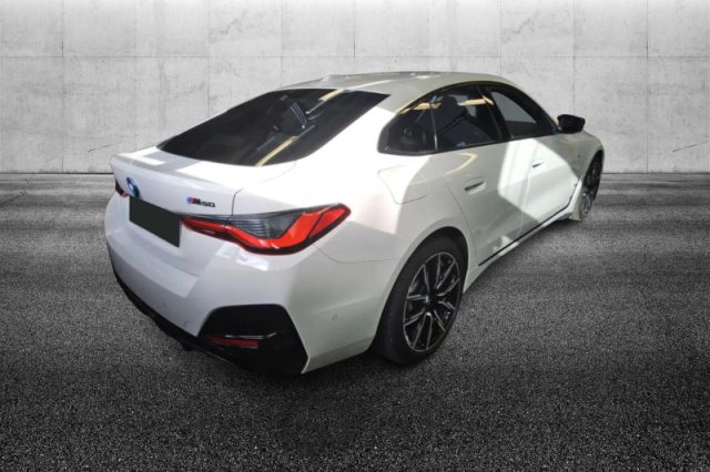 BMW i4 M50 - foto 3 di 4