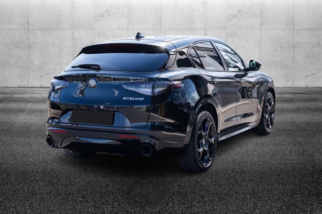 Alfa Romeo Stelvio 2.2 Turbodiesel 210 CV AT8 Q4 Veloce - foto 4 di 4