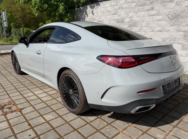 Mercedes-Benz CLE 200 Coup� AMG Line Premium - foto 2 di 4
