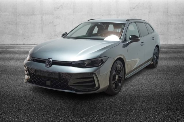 Volkswagen Passat 2.0 TDI 193 CV SCR DSG 4Motion R-Line semestrale a PIEVE DI CENTO