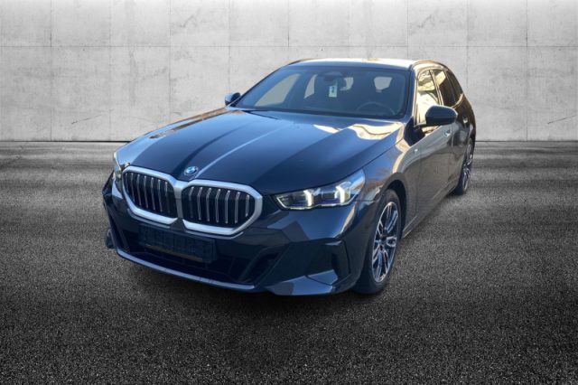 BMW 520 d 48V sDrive Touring Msport semestrale a PIEVE DI CENTO