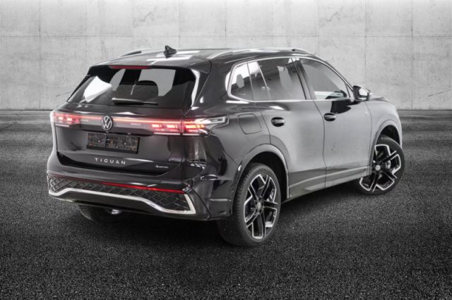Volkswagen Tiguan 2.0 TDI 193 CV DSG 4MOTION R-Line - foto 3 di 4