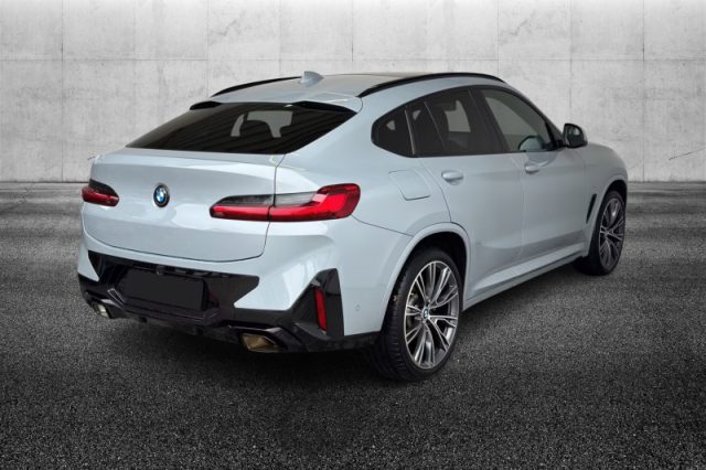 BMW X4 xDrive30i 48V Msport - foto 3 di 4