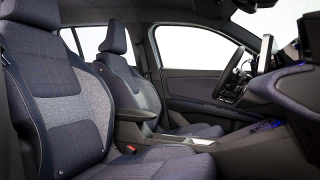 Renault D 4 E-Tech El. plein su 150 CV Comfort Range Iconic - foto 4 di 4