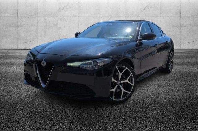 Alfa Romeo Giulia 2.0 Turbo 200 CV AT8 Ti usato a PIEVE DI CENTO