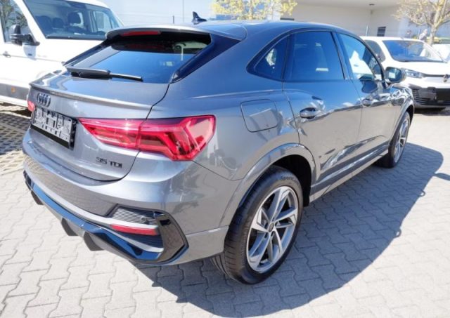 Audi Q3 SPB 35 TDI S tronic S line edition - foto 4 di 4