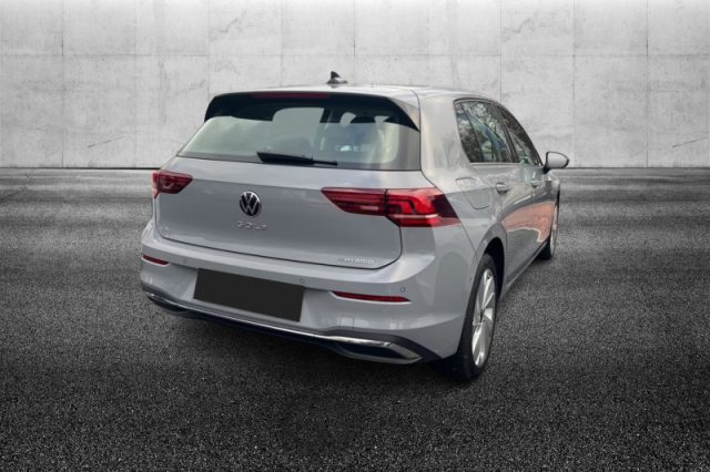Volkswagen Golf 1.5 TSI eHybrid DSG Style - foto 3 di 4