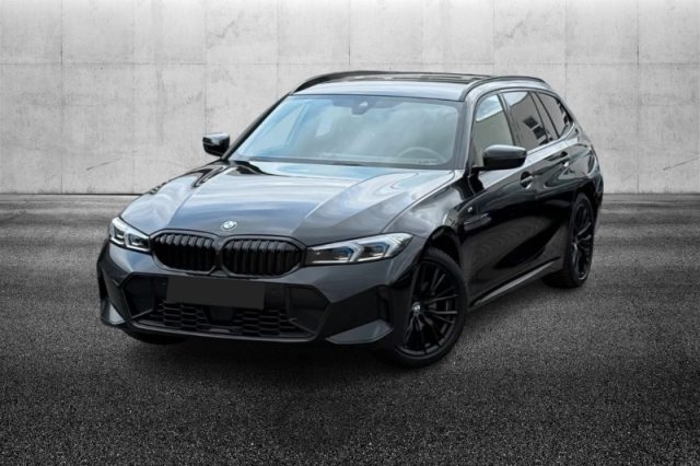 BMW 320 i Touring Msport semestrale a PIEVE DI CENTO