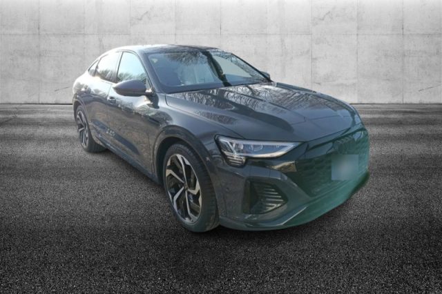 Audi Q8 e-tron SPB 50 quattro S line edition - foto 3 di 4