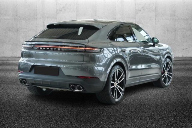Porsche Cayenne Coupé 4.0 V8 S - foto 3 di 4