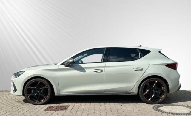 CUPRA Leon 1.5 Hybrid 150 CV DSG - foto 3 di 4